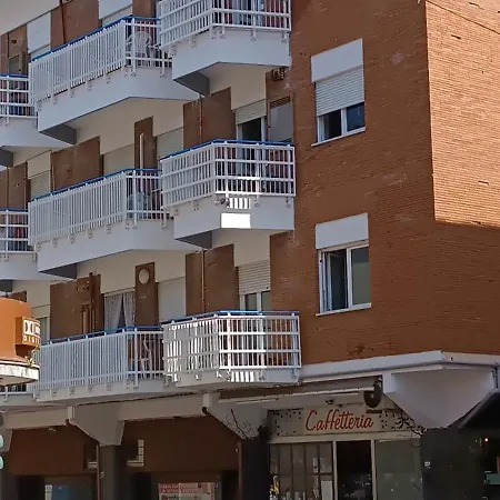 Cinziahome Apartman